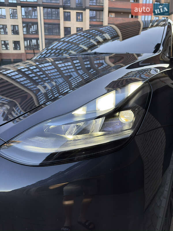 Внедорожник / Кроссовер Tesla Model Y 2024 в Житомире
