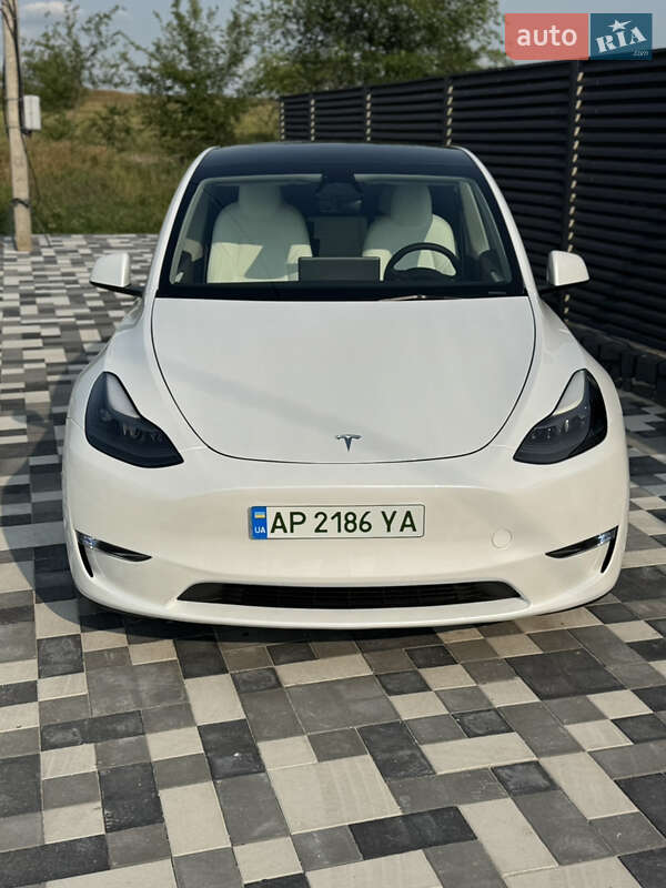 Внедорожник / Кроссовер Tesla Model Y 2023 в Запорожье
