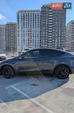 Внедорожник / Кроссовер Tesla Model Y 2022 в 