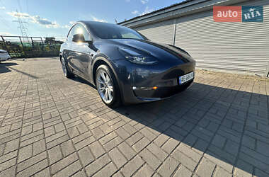 Внедорожник / Кроссовер Tesla Model Y 2024 в 