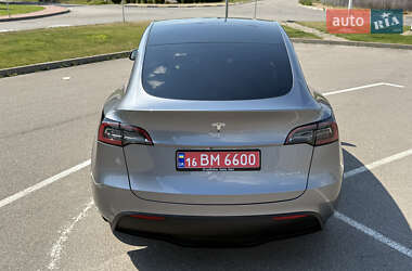 Внедорожник / Кроссовер Tesla Model Y 2023 в 