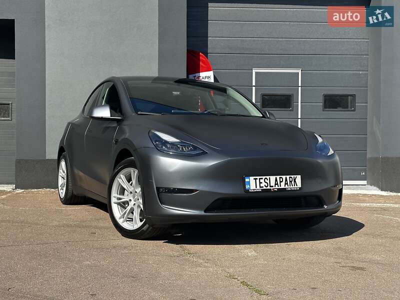 Позашляховик / Кросовер Tesla Model Y 2023 в Києві