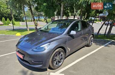 Внедорожник / Кроссовер Tesla Model Y 2023 в 