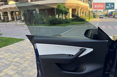 Внедорожник / Кроссовер Tesla Model Y 2020 в 