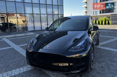 Внедорожник / Кроссовер Tesla Model Y 2021 в 