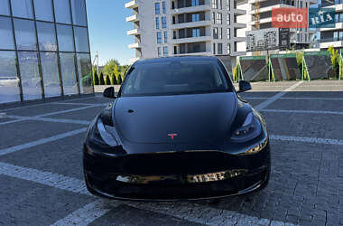 Внедорожник / Кроссовер Tesla Model Y 2021 в 