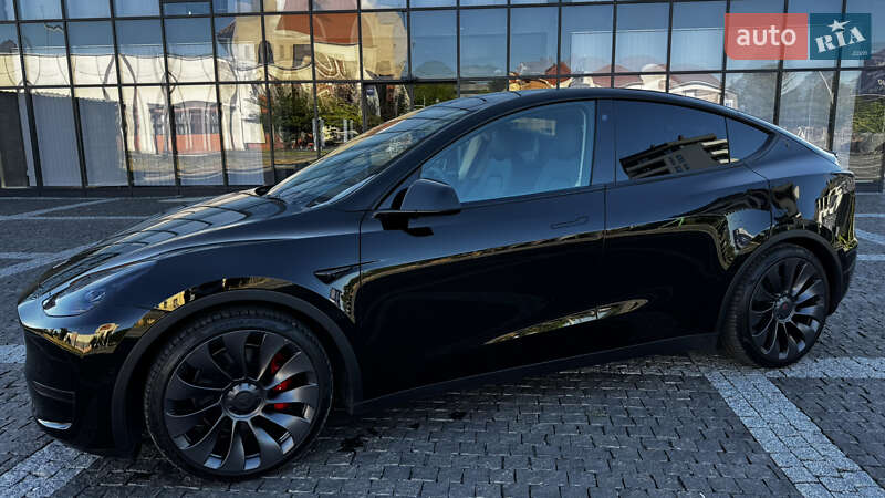 Внедорожник / Кроссовер Tesla Model Y 2021 в Хусте