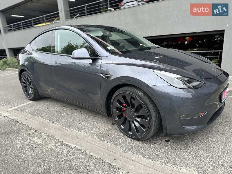 Внедорожник / Кроссовер Tesla Model Y 2022 в Львове