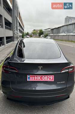 Внедорожник / Кроссовер Tesla Model Y 2022 в 