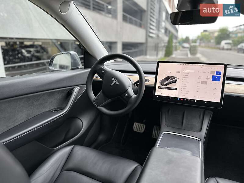 Внедорожник / Кроссовер Tesla Model Y 2022 в Львове