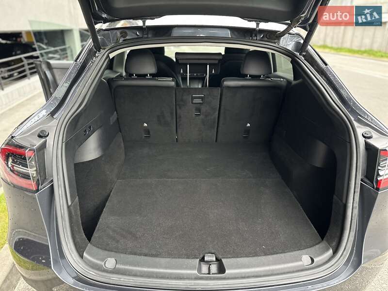Внедорожник / Кроссовер Tesla Model Y 2022 в Львове