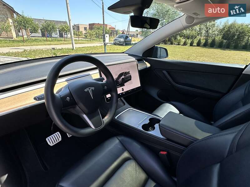 Внедорожник / Кроссовер Tesla Model Y 2022 в Коломые