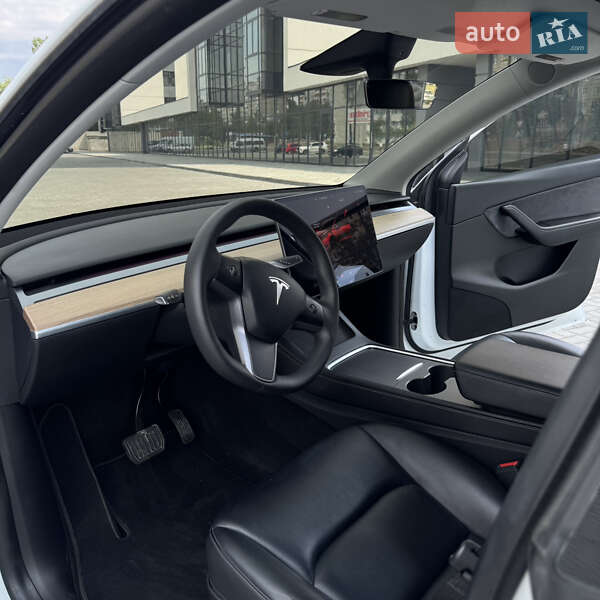 Внедорожник / Кроссовер Tesla Model Y 2022 в Днепре