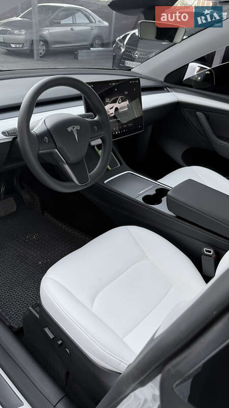 Внедорожник / Кроссовер Tesla Model Y 2024 в Харькове