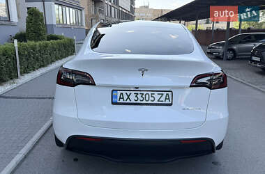 Внедорожник / Кроссовер Tesla Model Y 2024 в 