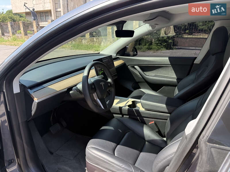 Внедорожник / Кроссовер Tesla Model Y 2021 в Днепре