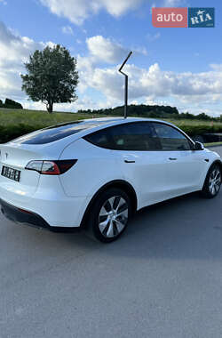 Позашляховик / Кросовер Tesla Model Y 2020 в 