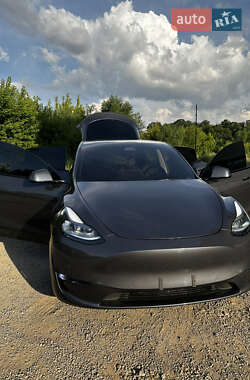 Позашляховик / Кросовер Tesla Model Y 2022 в 
