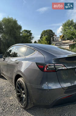 Позашляховик / Кросовер Tesla Model Y 2022 в 