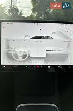 Позашляховик / Кросовер Tesla Model Y 2022 в 