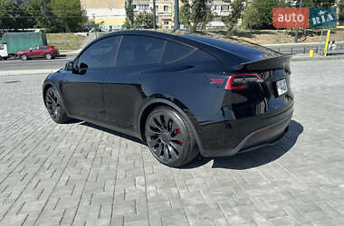 Позашляховик / Кросовер Tesla Model Y 2022 в 
