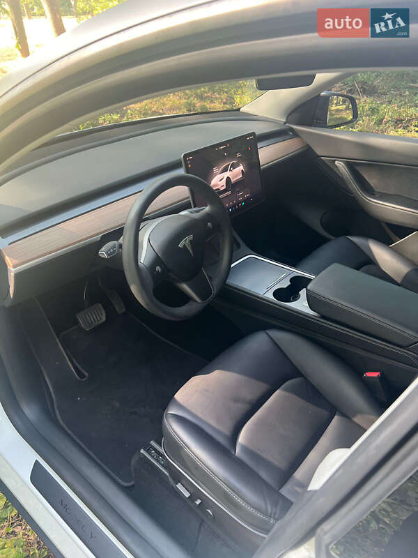 Внедорожник / Кроссовер Tesla Model Y 2022 в Кропивницком