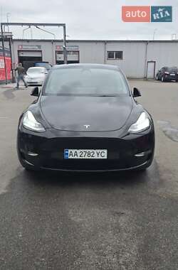 Внедорожник / Кроссовер Tesla Model Y 2021 в Киеве