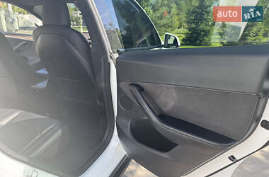 Позашляховик / Кросовер Tesla Model Y 2022 в 