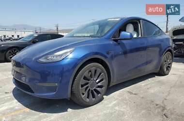 Tesla Model Y 2021