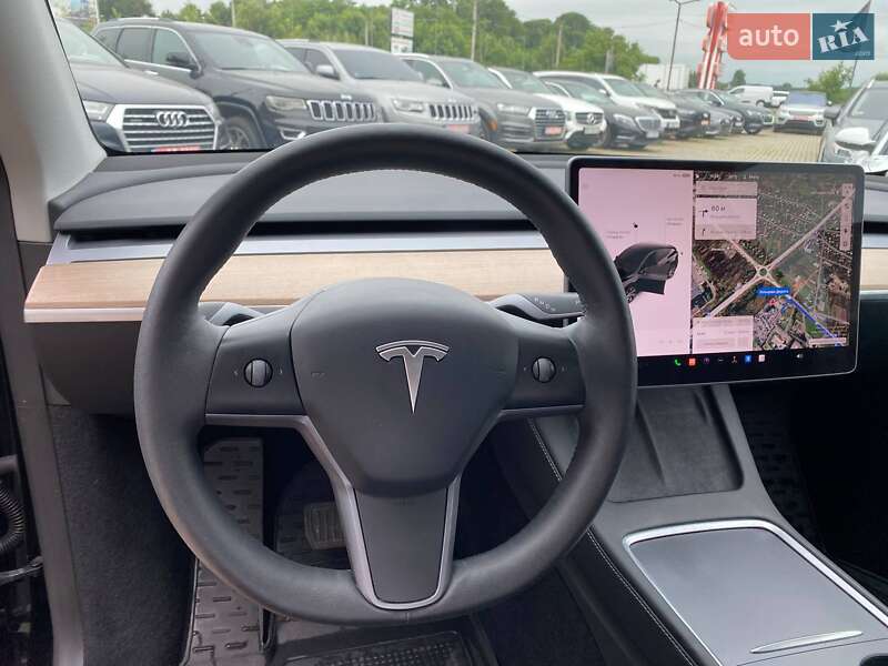 Позашляховик / Кросовер Tesla Model Y 2023 в Львові