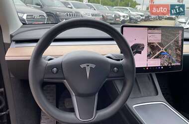 Позашляховик / Кросовер Tesla Model Y 2023 в 