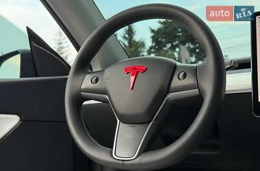 Позашляховик / Кросовер Tesla Model Y 2022 в 