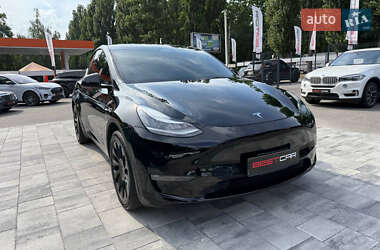 Позашляховик / Кросовер Tesla Model Y 2021 в 