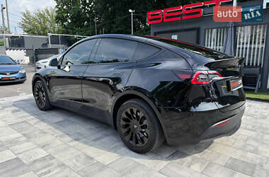 Позашляховик / Кросовер Tesla Model Y 2021 в 