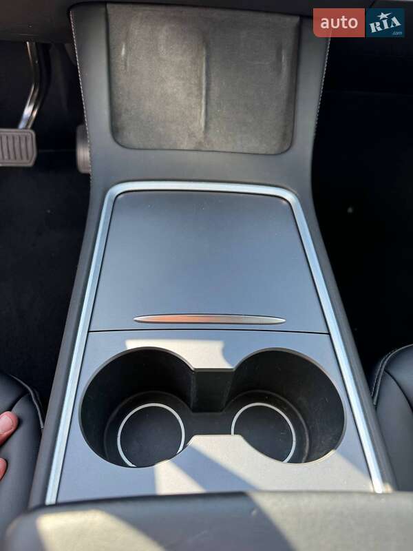 Позашляховик / Кросовер Tesla Model Y 2022 в Білій Церкві