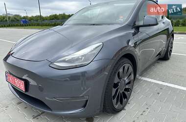 Tesla Model Y 2022