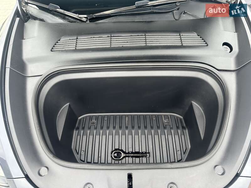 Внедорожник / Кроссовер Tesla Model Y 2022 в Виннице фото 36 Внедорожник / Кроссовер Tesla Model Y 2022 в Виннице