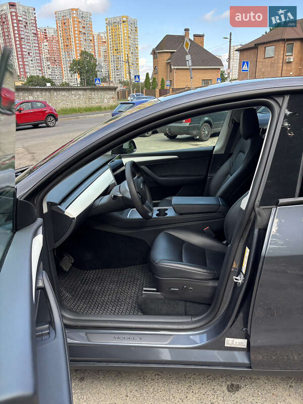 Позашляховик / Кросовер Tesla Model Y 2022 в Києві