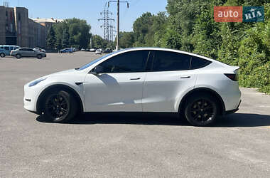 Позашляховик / Кросовер Tesla Model Y 2021 в 