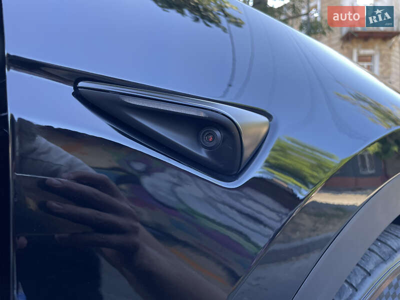 Внедорожник / Кроссовер Tesla Model Y 2024 в Одессе