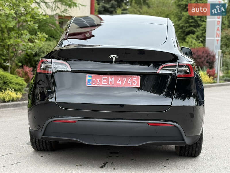 Внедорожник / Кроссовер Tesla Model Y 2023 в Тернополе