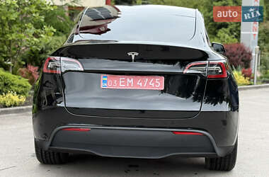 Позашляховик / Кросовер Tesla Model Y 2023 в 