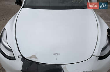 Позашляховик / Кросовер Tesla Model Y 2022 в 