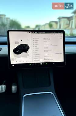Позашляховик / Кросовер Tesla Model Y 2022 в 