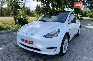 Внедорожник / Кроссовер Tesla Model Y 2021 в Львове