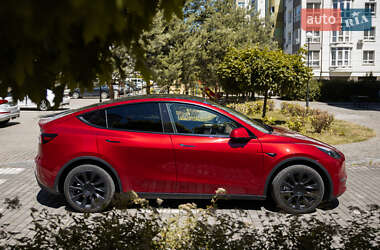 Внедорожник / Кроссовер Tesla Model Y 2024 в 