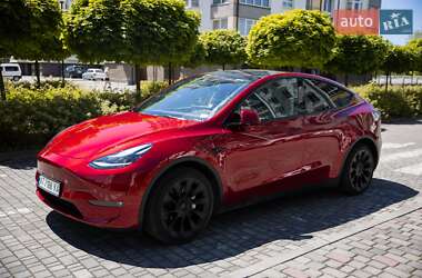 Внедорожник / Кроссовер Tesla Model Y 2024 в 
