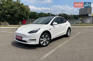 Позашляховик / Кросовер Tesla Model Y 2022 в 