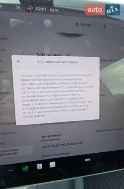 Позашляховик / Кросовер Tesla Model Y 2022 в 