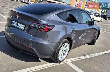 Позашляховик / Кросовер Tesla Model Y 2023 в 
